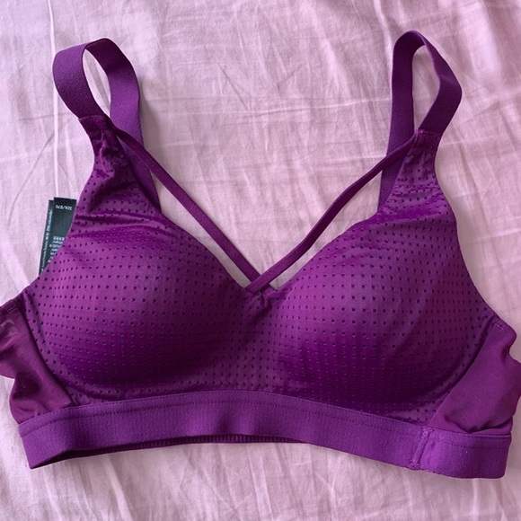 Victoria secret sports bra size 32a - Picture 1 of 3
